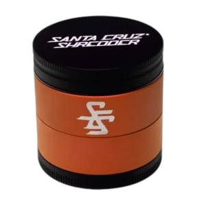 Santa Cruz Shredder Split Tone Medium Grinder – four-piece herb grinder